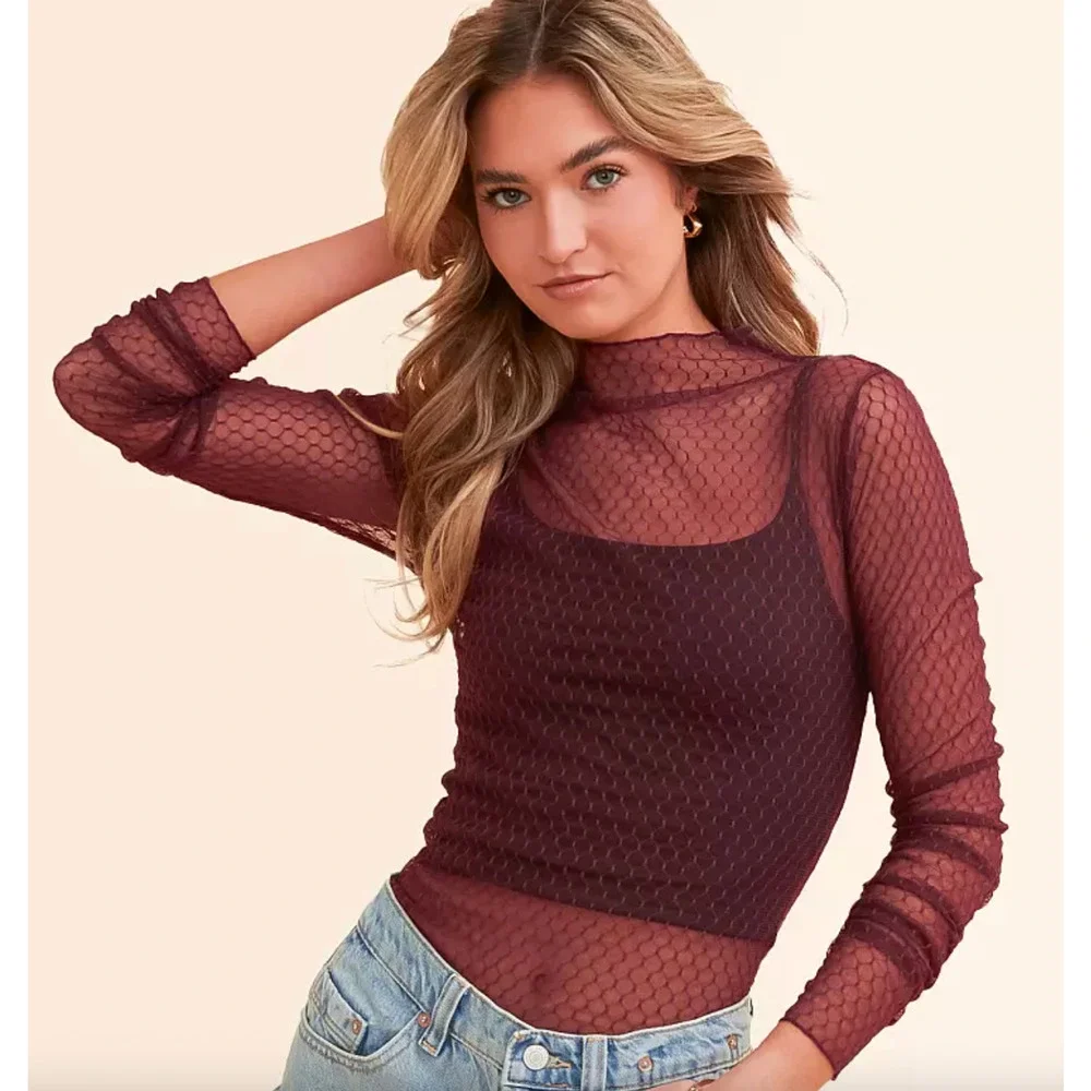 FREE PEOPLE INTIMATELY WINE MINDING MY BUSINESS SHEER LAYERING TOP SHIRT SZ XS